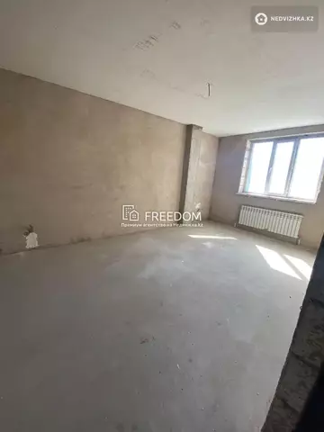 1-комнатная квартира, этаж 5 из 13, 42 м²
