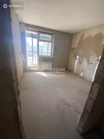 1-комнатная квартира, этаж 5 из 13, 42 м²