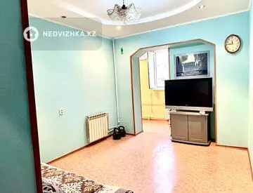 3-комнатная квартира, этаж 4 из 5, 70 м²