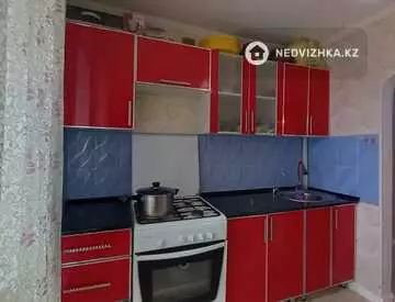 2-комнатная квартира, этаж 9 из 9, 52 м²