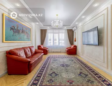 3-комнатная квартира, этаж 8 из 9, 95 м²