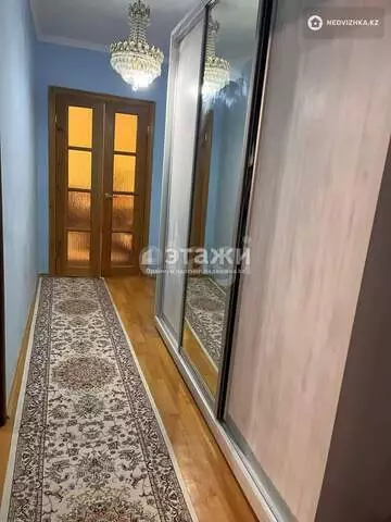 2-комнатная квартира, этаж 9 из 9, 63 м²
