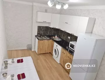 40 м², 1-комнатная квартира, этаж 5 из 9, 40 м², посуточно, изображение - 4