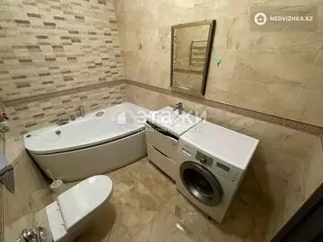 3-комнатная квартира, этаж 8 из 12, 86 м²