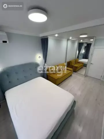 1-комнатная квартира, этаж 2 из 23, 38 м²