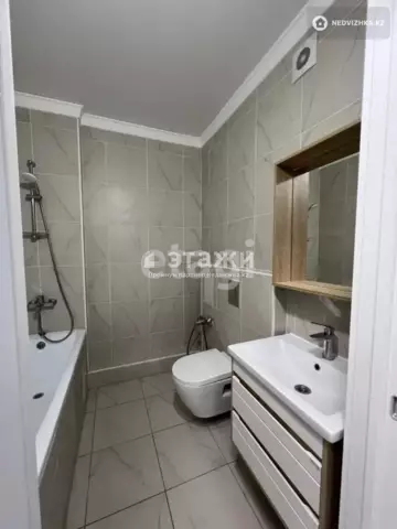 1-комнатная квартира, этаж 2 из 23, 38 м²