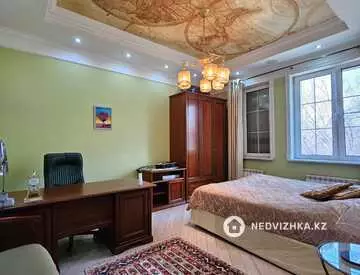 6-комнатный дом, 600 м²