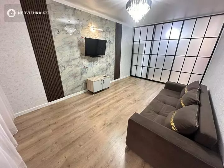 54.5 м², 2-комнатная квартира, этаж 2 из 10, 54 м², изображение - 1