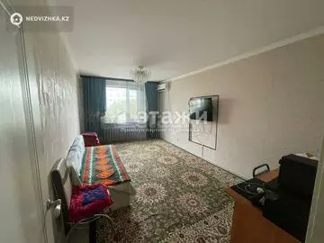 3-комнатная квартира, этаж 2 из 9, 77 м²