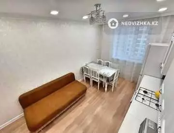 70 м², 2-комнатная квартира, этаж 10 из 11, 70 м², посуточно, изображение - 0