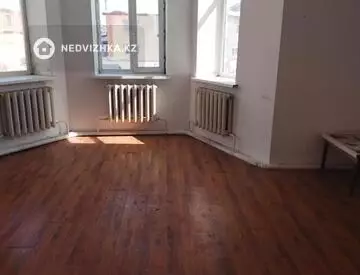 350 м², Здание, 3 этажа, 350 м², изображение - 0