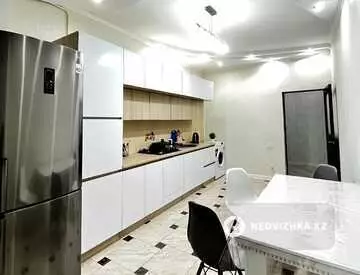 74 м², 2-комнатная квартира, этаж 7 из 2, 74 м², посуточно, изображение - 5