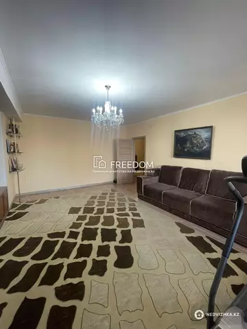 2-комнатная квартира, этаж 8 из 16, 109 м²