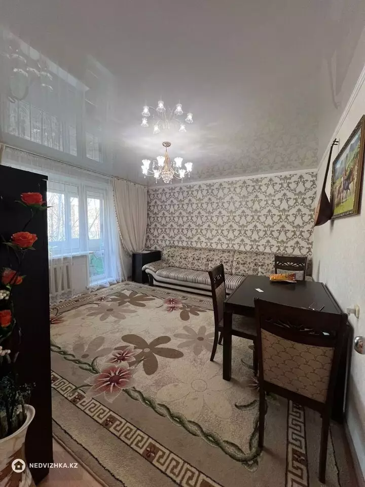 90 м², 4-комнатная квартира, этаж 4 из 9, 90 м², изображение - 1