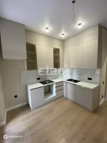 2-комнатная квартира, этаж 4 из 12, 59 м²