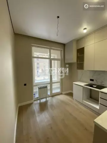 2-комнатная квартира, этаж 4 из 12, 59 м²