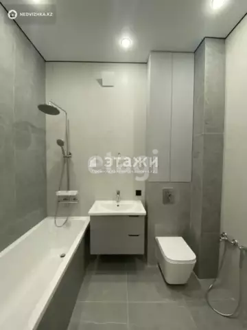 2-комнатная квартира, этаж 4 из 12, 59 м²