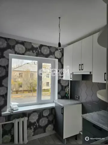 2-комнатная квартира, этаж 2 из 5, 42 м²