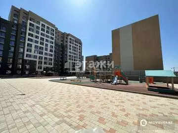 2-комнатная квартира, этаж 12 из 12, 66 м²