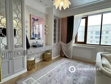 8-комнатная квартира, этаж 6 из 7, 362 м²