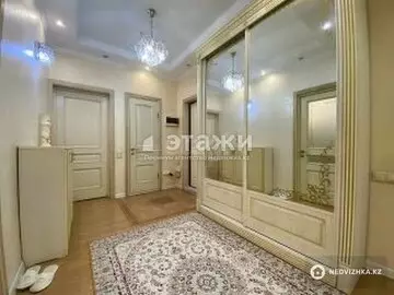 4-комнатная квартира, этаж 6 из 12, 105 м², на длительный срок