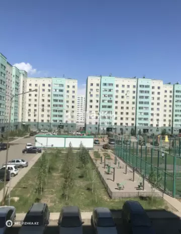 100 м², 4-комнатная квартира, этаж 2 из 9, 100 м², изображение - 0