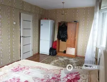 3-комнатная квартира, этаж 4 из 5, 60 м²