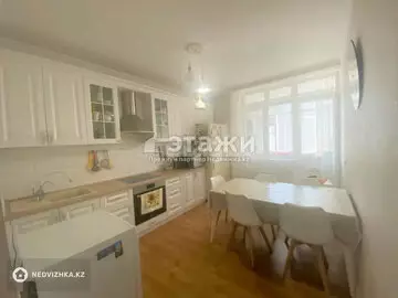 2-комнатная квартира, этаж 8 из 9, 64 м²