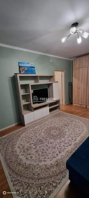 1-комнатная квартира, этаж 6 из 9, 42 м²