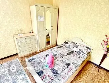 1-комнатная квартира, этаж 2 из 4, 38 м², посуточно