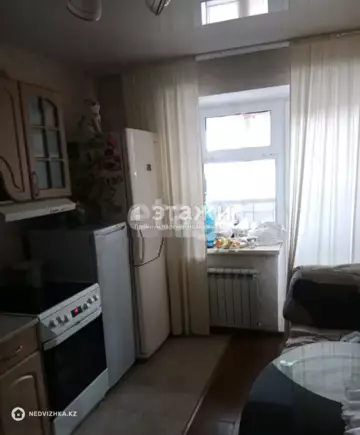 50 м², 2-комнатная квартира, этаж 3 из 10, 50 м², изображение - 1