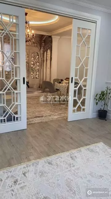 4-комнатная квартира, этаж 6 из 7, 150 м²