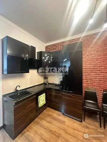 2-комнатная квартира, этаж 3 из 9, 47 м²