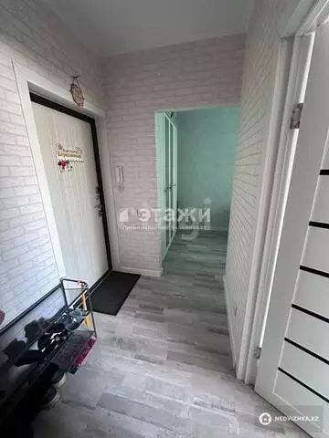 1-комнатная квартира, этаж 2 из 9, 36 м²