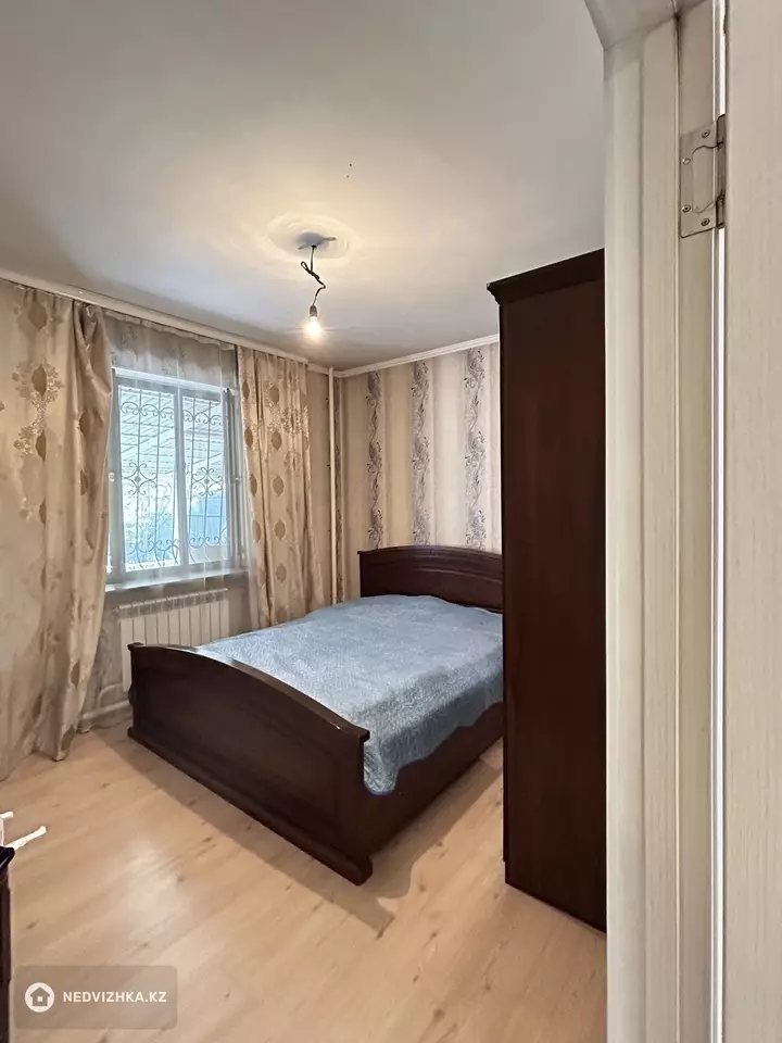 180 м², 7-комнатный дом, 7 соток, 180 м², изображение - 1