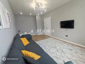 2-комнатная квартира, этаж 13 из 17, 55 м²