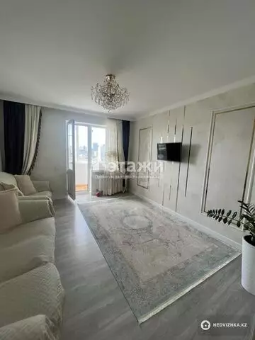 4-комнатная квартира, этаж 9 из 12, 130 м²
