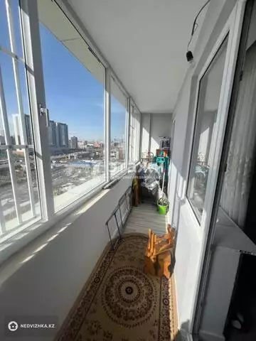 4-комнатная квартира, этаж 9 из 12, 130 м²