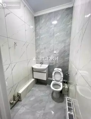 4-комнатная квартира, этаж 4 из 16, 106 м²