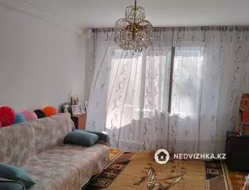 3-комнатная квартира, этаж 3 из 5, 60 м²