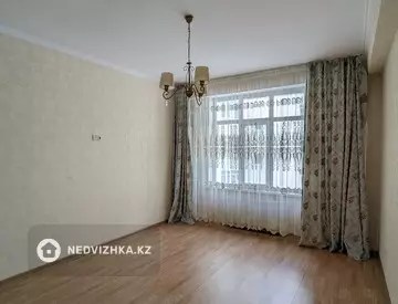 3-комнатная квартира, этаж 7 из 9, 128 м²