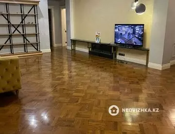 250 м², 5-комнатная квартира, этаж 1 из 3, 250 м², изображение - 8