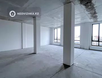 76.2 м², 3-комнатная квартира, этаж 2 из 3, 76 м², изображение - 9