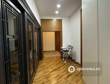 141 м², 4-комнатная квартира, этаж 4 из 8, 141 м², изображение - 10