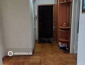 3-комнатная квартира, этаж 3 из 5, 65 м²