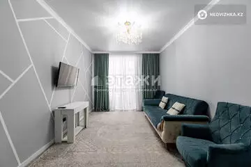 3-комнатная квартира, этаж 1 из 10, 82 м²