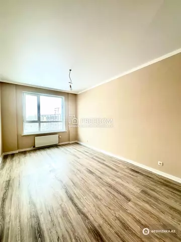 1-комнатная квартира, этаж 8 из 9, 45 м²