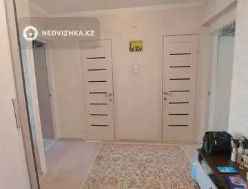 3-комнатная квартира, этаж 2 из 6, 59 м²