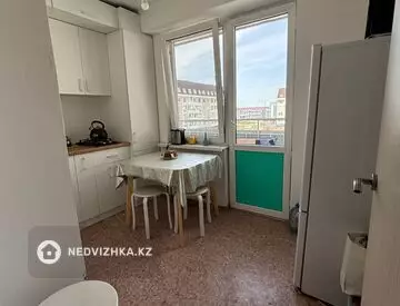 2-комнатная квартира, этаж 3 из 5, 44 м²