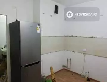 4-комнатная квартира, этаж 4 из 4, 105 м²